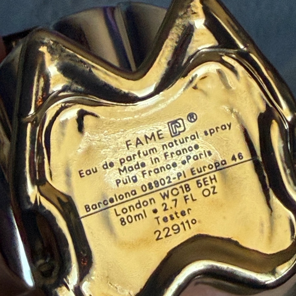FAME 2.7 oz EDP Perfume Silver & Gold - Picture 4 of 4